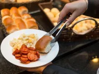 ibis budget Curitiba Centro - breakfast