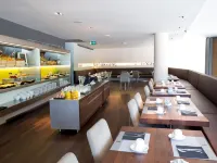 فندق بي Hotels near لاس اريناس