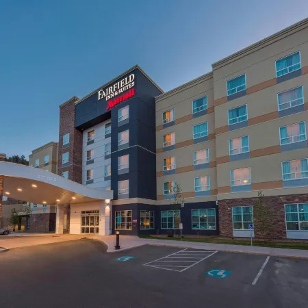 Fairfield Inn & Suites Kamloops