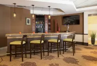 Hilton Garden Inn West Edmonton - Barer
