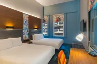 Aloft Houston Downtown - Pool