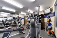 希爾頓歡朋套房酒店-卡爾加里西北 - 健身室/gym room