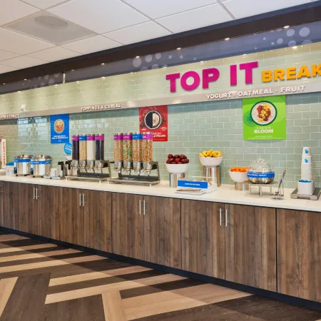 Tru by Hilton Auburn