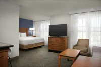 Residence Inn San Bernardino - parking