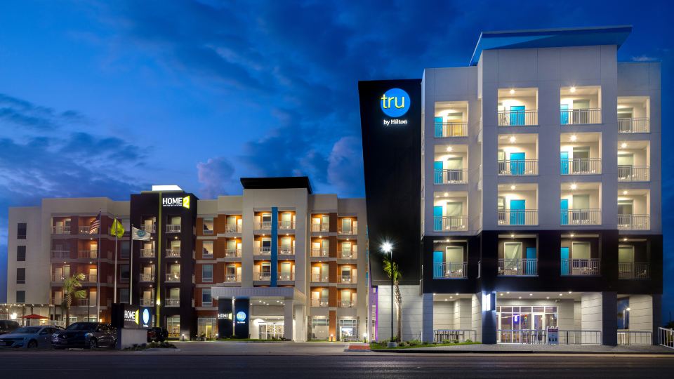 Tru by Hilton Galveston