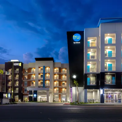 TRU โดย Hilton Galveston โรงแรมใกล้สุสานเมืองเก่า