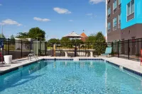 Tru by Hilton Prattville - Parkplatz