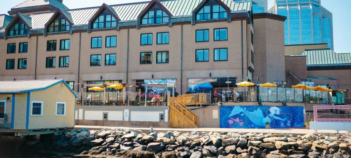Halifax Marriott Harbourfront Hotel Отели в г. Галифакс
