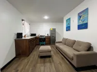 Raul Villas  Hotel & Hostal -  Ferienhäuser