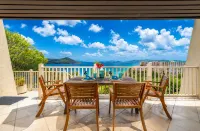 Amazing Villa Steps from the Pool, Incredible Views + Generator - 2 stelle