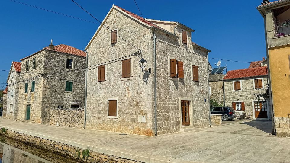 House TIA