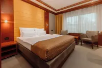Garni Hotel Aleksandar - parking