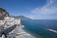Zia Pupetta Suites - 4-Star