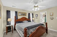 Hephzibah Unique Comfortable 4br Retreat For 8 4 Bedroom Home - balcony