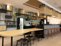 Ibis Recife Aeroporto - بار