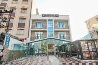 Hotel Om Karan Katra