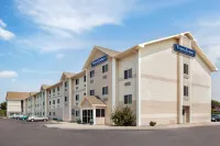 Travelodge by Wyndham North Platte - 2-Star