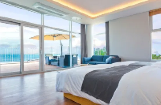 Yeosu Marine Terrace Poolvilla
