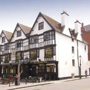 Premier Inn Bristol City Centre King St Отели рядом с достопримечательностью «Королевская площадь»