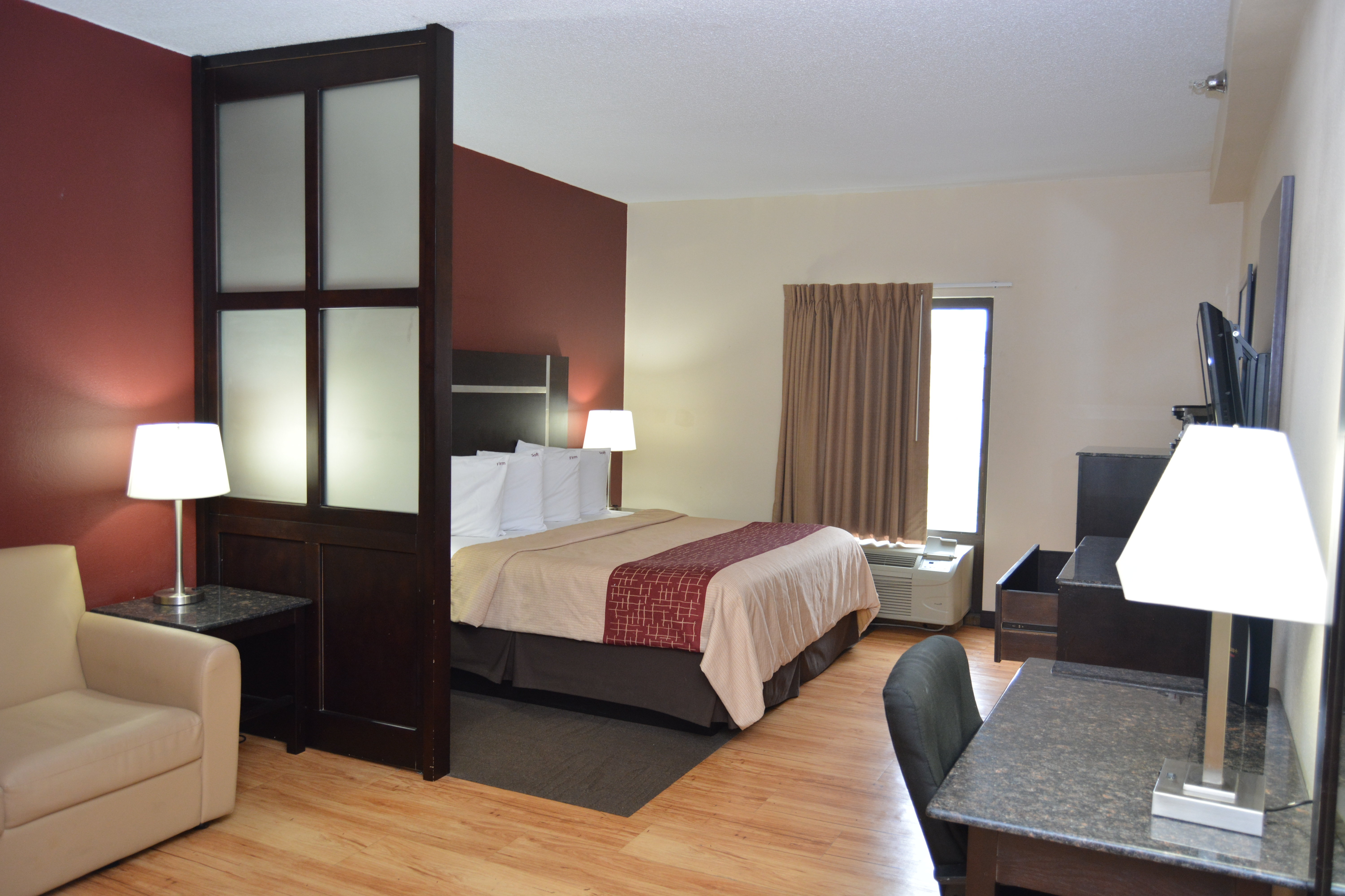 Red Roof Inn Plus+ & Suites Chattanooga - Downtown