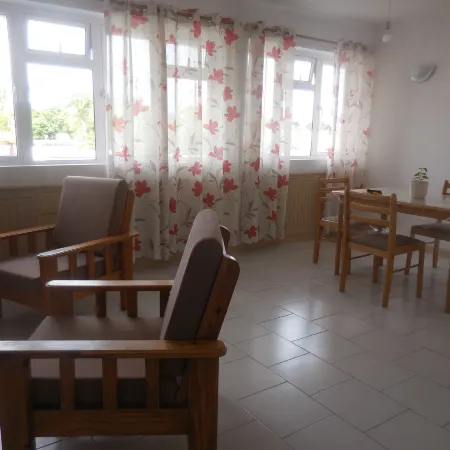 La Péninsule - Town Apartment in Curepipe 2