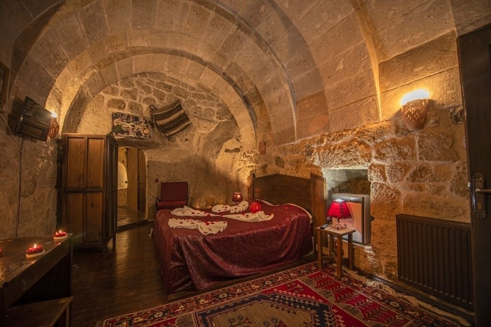 Cappadocia Antique Gelveri Cave Hotel