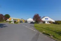 Première Classe Chantilly Sud Luzarches - parking