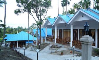 Laxmi Continental Resort