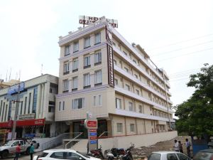 Hotel Grand Gayathri