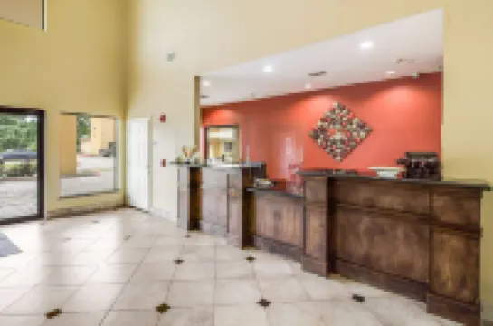 Americas Best Value Inn and Suites Tomball