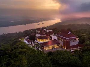 DoubleTree by Hilton Goa - Panaji