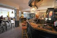 The Sun Inn Hotels in Swindon
