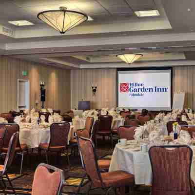 Hilton Garden Inn Palmdale Dining/Meeting Rooms