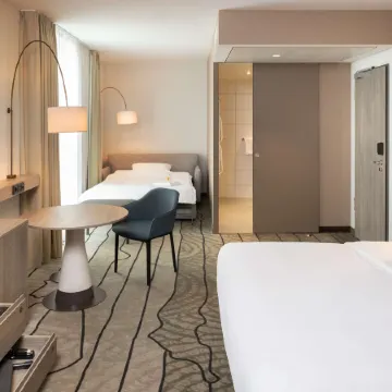 Hyatt Place Frankfurt Airport Отели рядом с Аэропорт Франкфурт-на-Майне