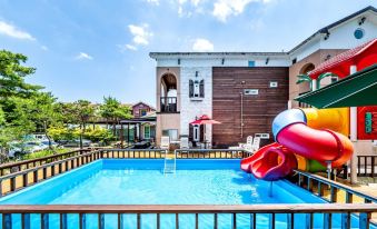 Gyeongju Mont Blanc Pension (Pool Villa, Group Room, Near Bomun Complex)