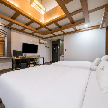 Hotel King Hoteles cerca de Pusan National University