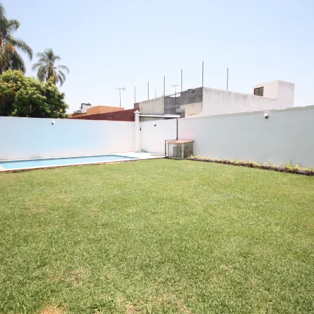 Casa En Zona Residencial Cuernavaca 10 Personas