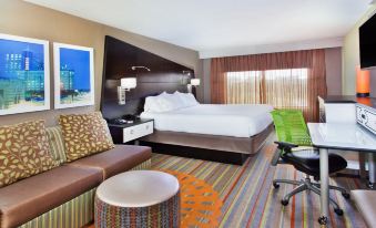 Holiday Inn Express Atlanta Galleria-Ballpark Area