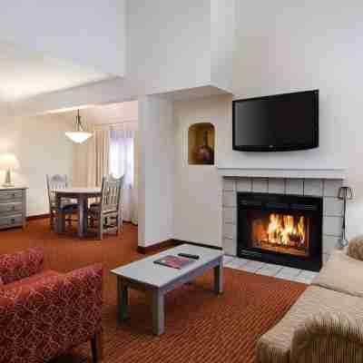 Residence Inn Santa Fe Rooms