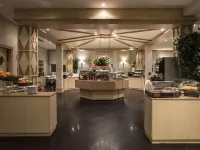 FlyOn Hotel & Conference Center - breakfast