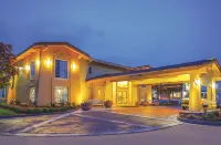 La Quinta Inn by Wyndham Moline Airport Hotel di Carbon Cliff