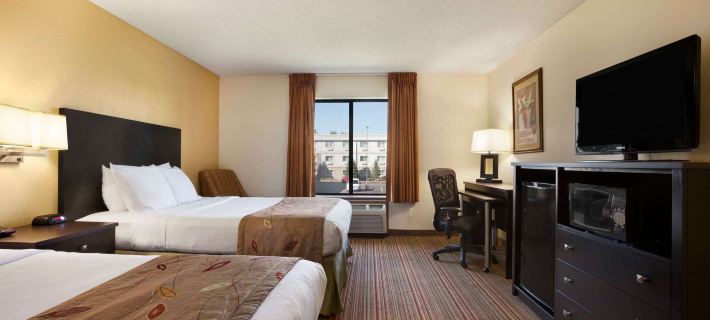 Ramada by Wyndham Wisconsin Dells Hotels in Sauk County
