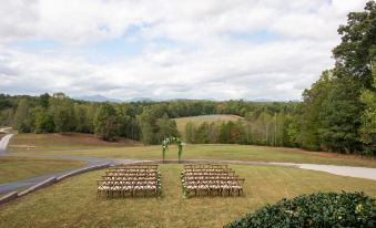 Dahlonega Resort and Vineyard