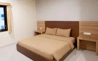 Rajawali Inn Hotels in East Palu