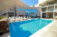 Hotel Tower Inn & Suites - Pool