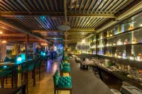 Le Parc Hotel, Beyond Stars - bar