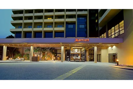 San Diego Marriott La Jolla Отели рядом с достопримечательностью «Библиотека Гейзел»