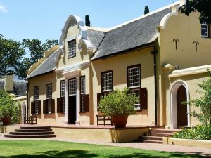Golden Hill Guest House & Tours - Adults Only