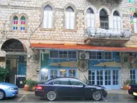 Akko Gate Hostel Hotel di Acre