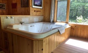 Gunflint Lodge & Outfitters